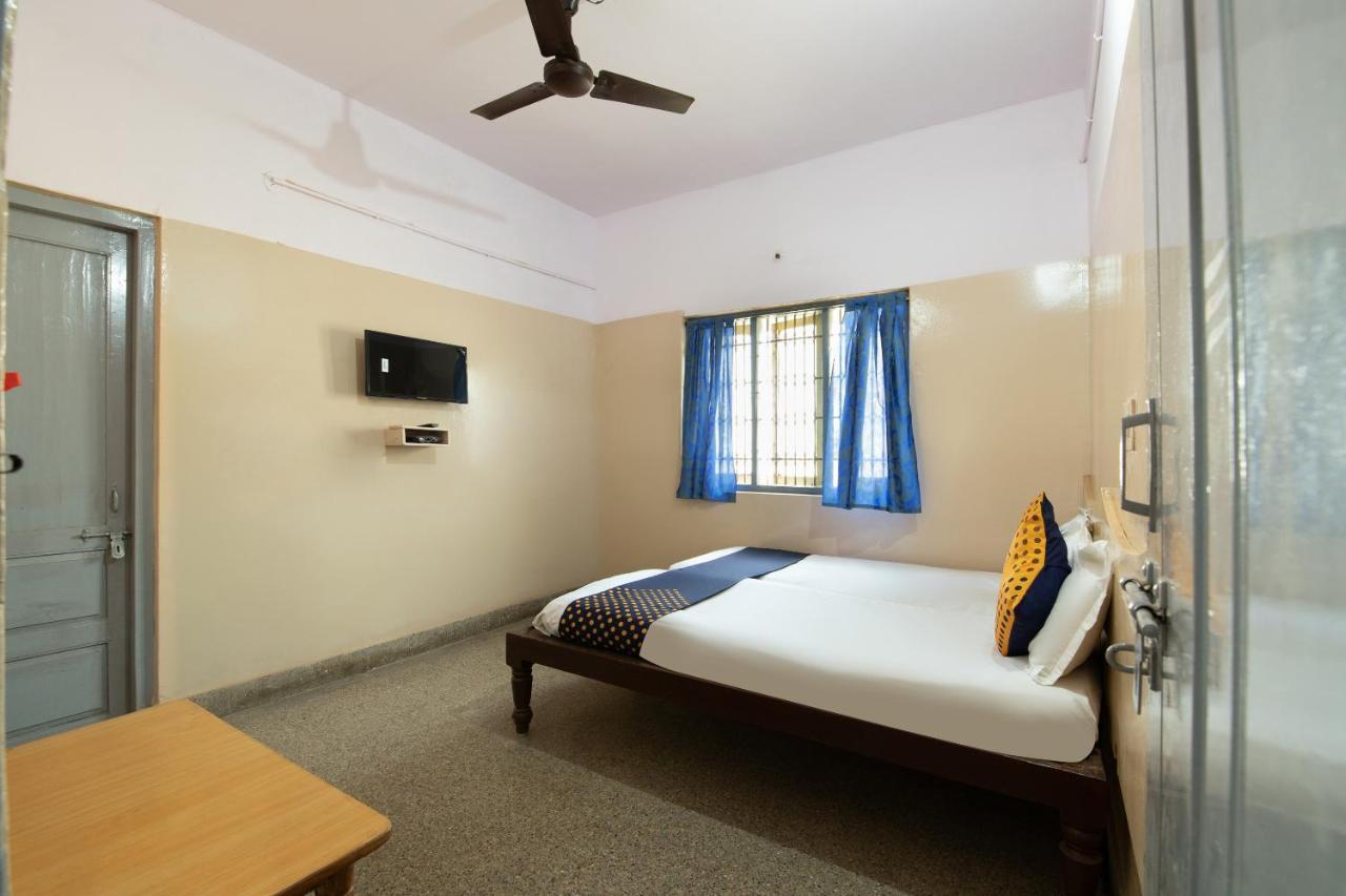 Spot On 66235 Samruddhi Lodge Tumkur Εξωτερικό φωτογραφία